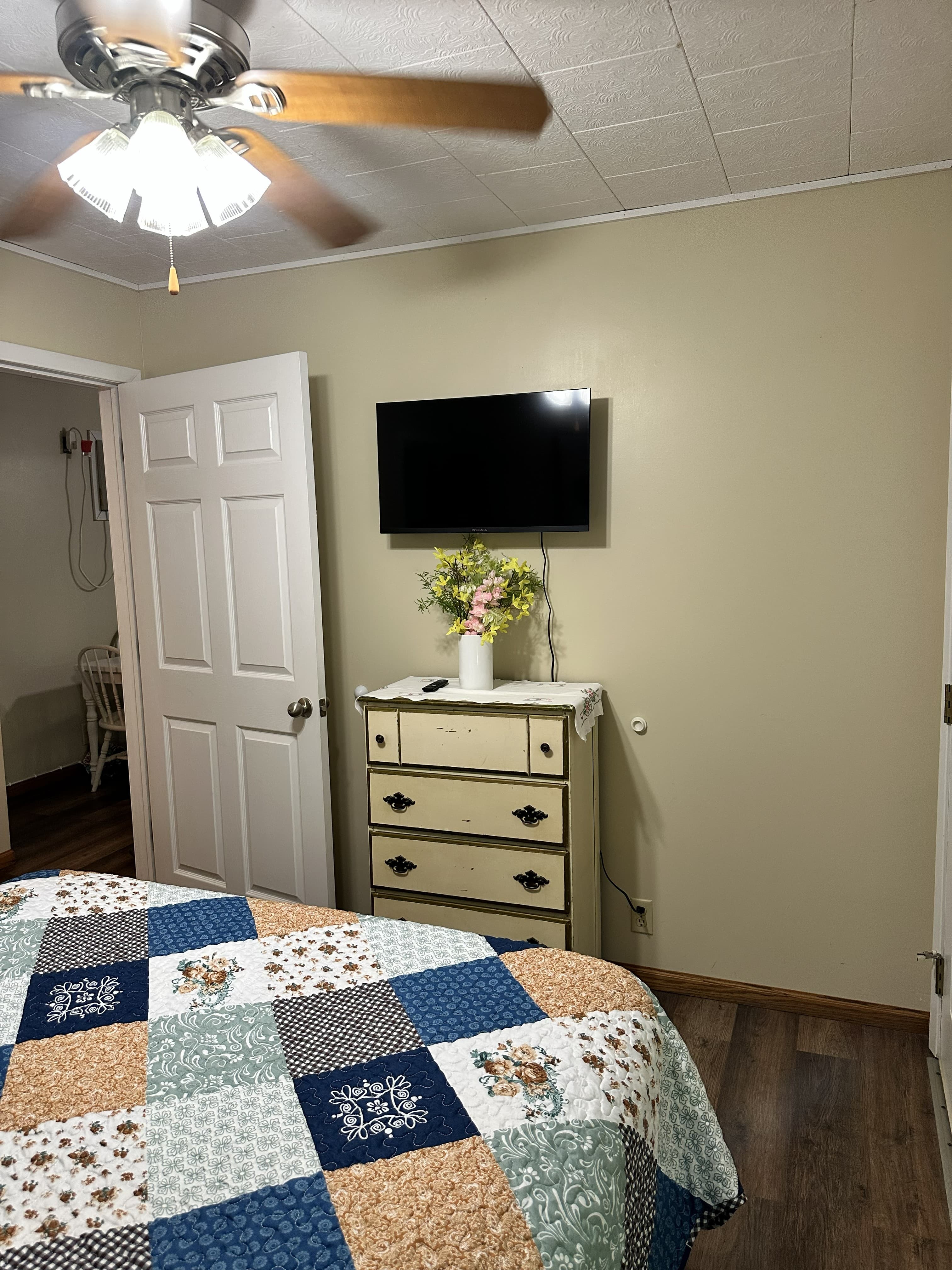 Love Cabin Love Bed