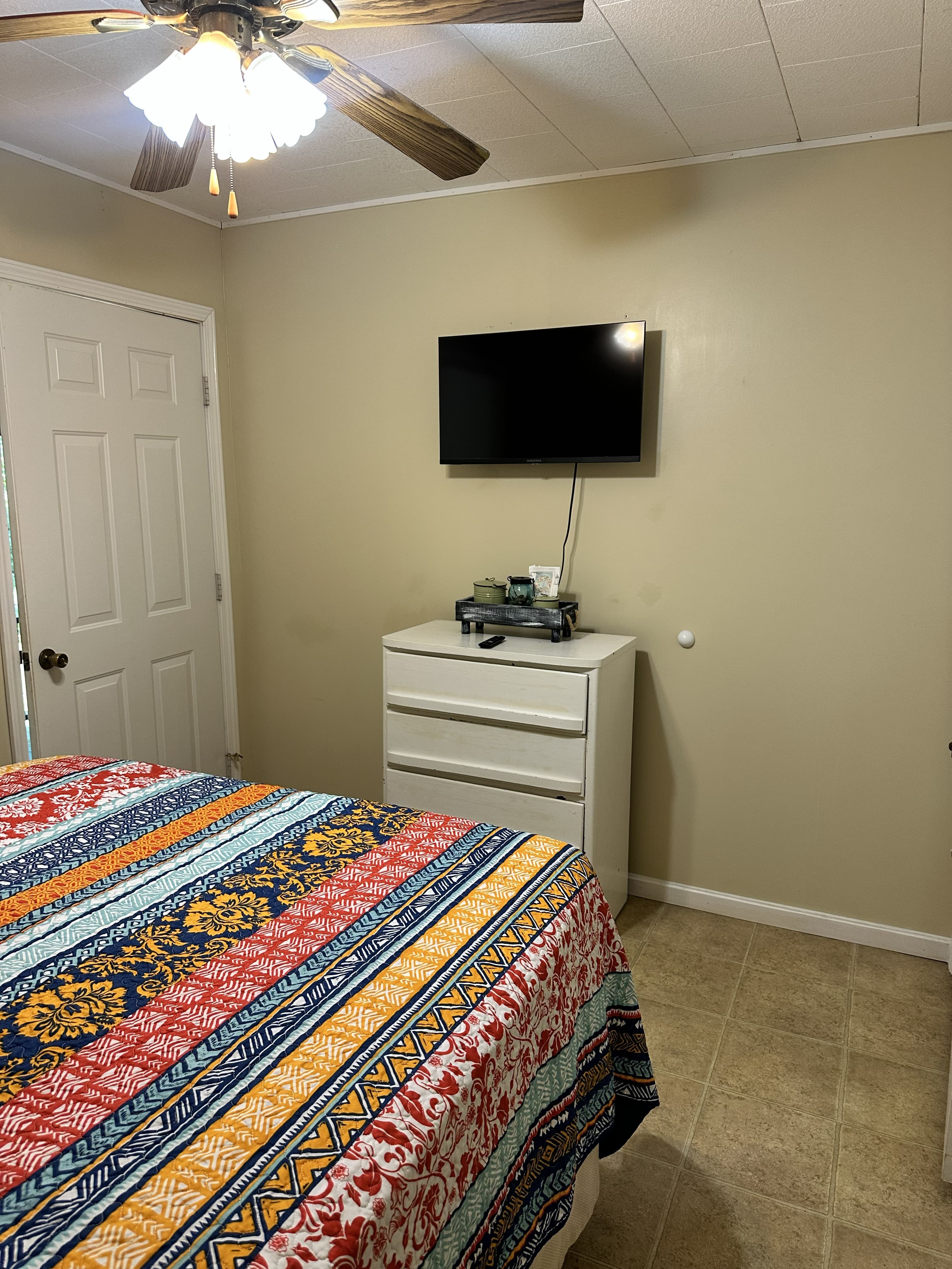 Peace Cabin Peace Bedroom